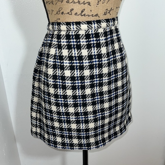 SOLD 🎄🎅🏾 - Picture 3 of 9